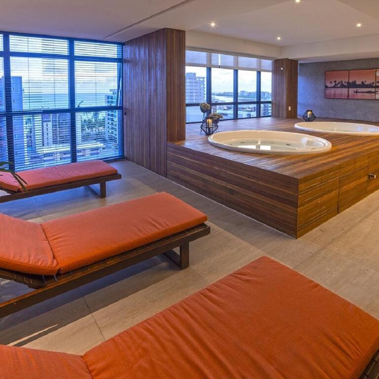 Apartamento Edifício Time, 802. Com Vista O Mar!